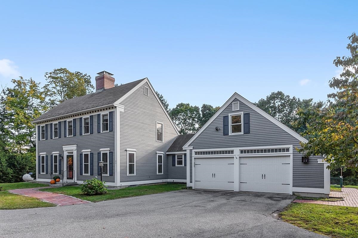 31 Maple Avenue Atkinson, NH 03811 - Photo 1 of 38 Gallery Image 1