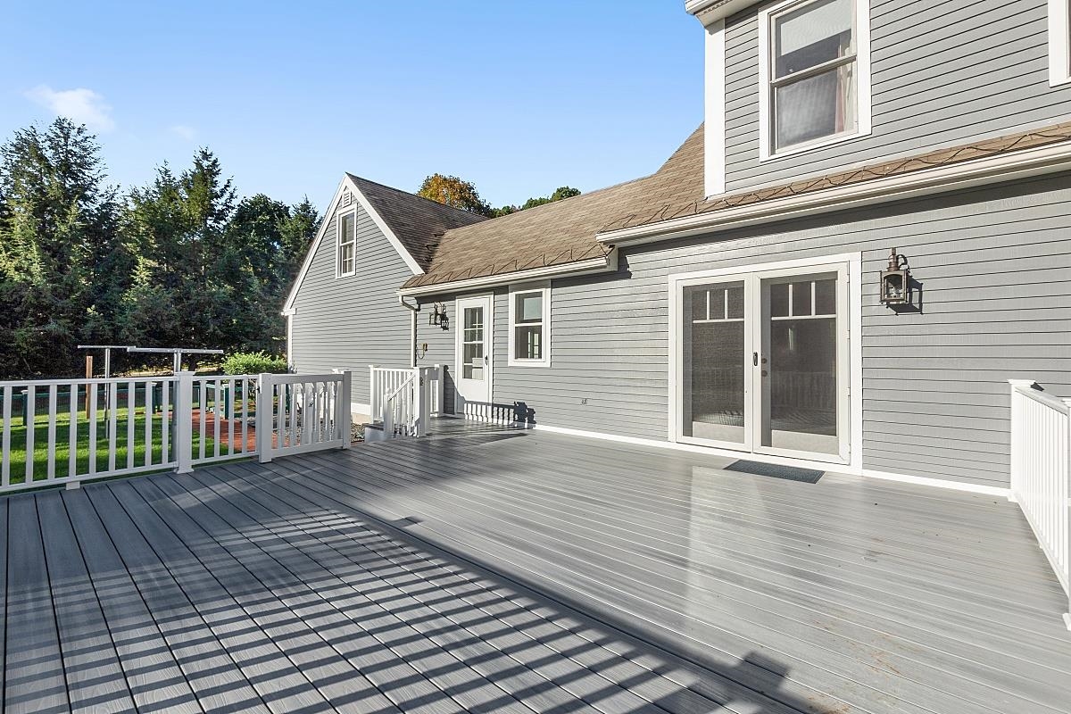 31 Maple Avenue Atkinson, NH 03811 - Photo 6 of 38 Gallery Image 6