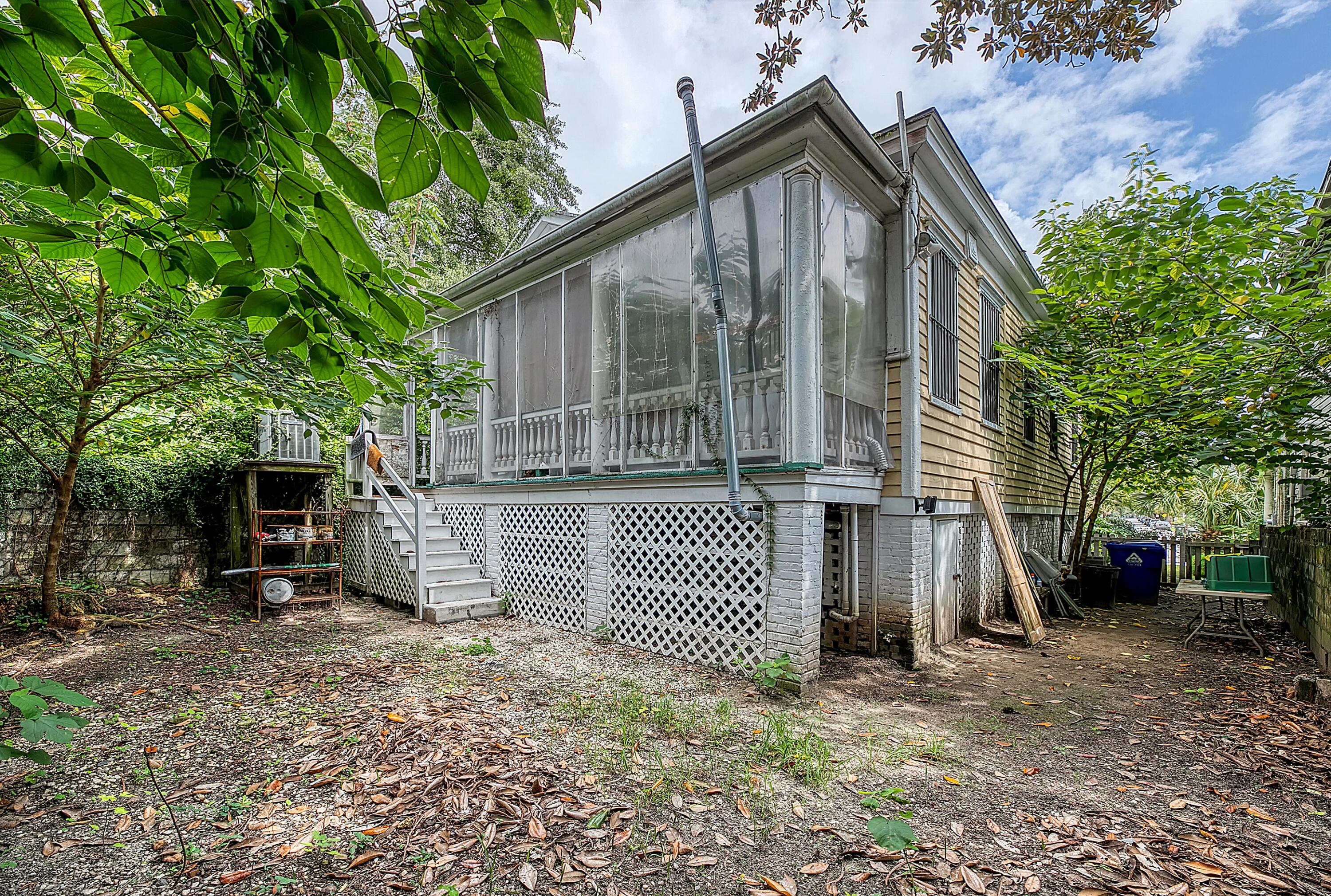 549 Rutledge Avenue Charleston, SC 29403 - Photo 4 of 15 CREM_549 Rutledge_017