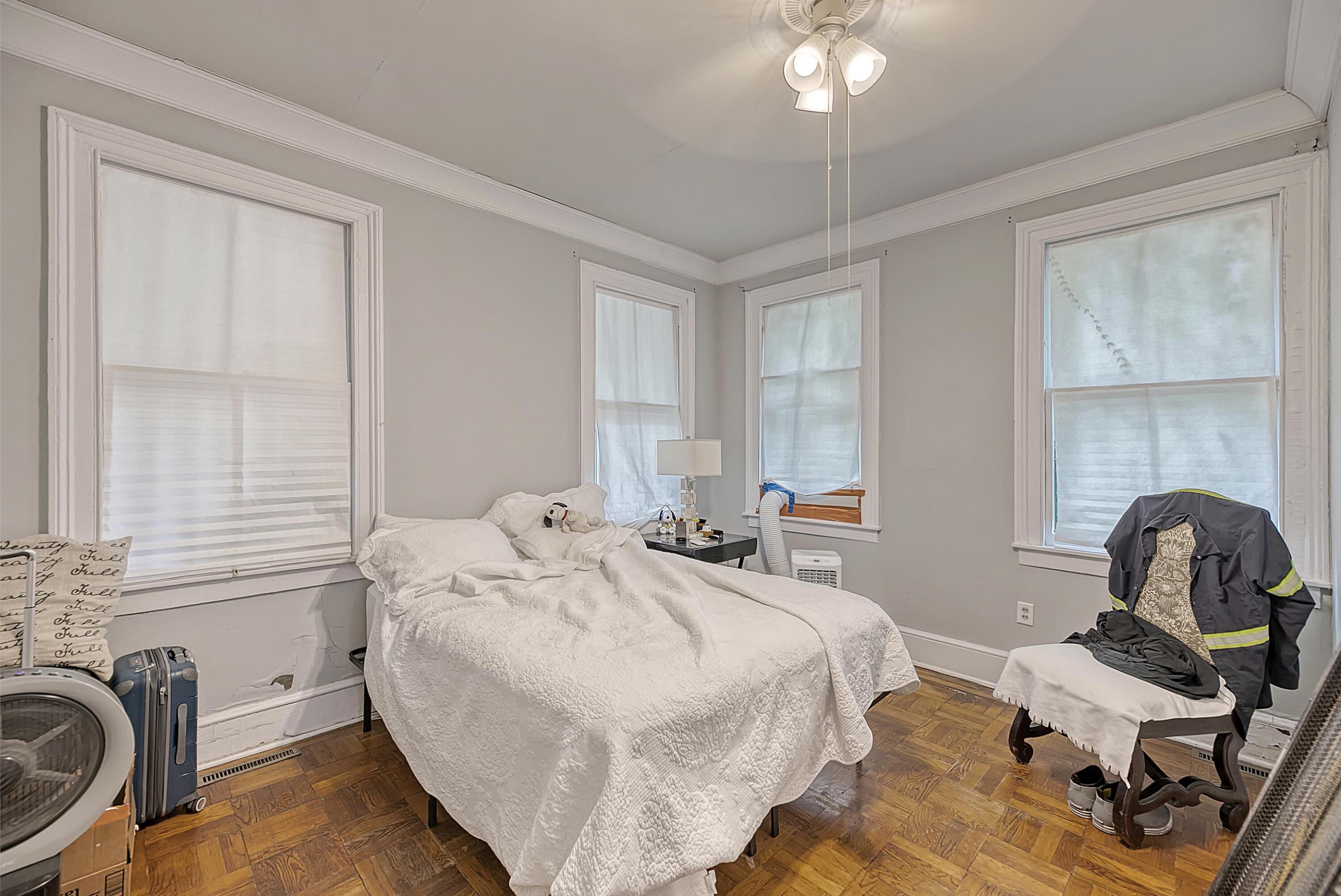 549 Rutledge Avenue Charleston, SC 29403 - Photo 9 of 15 CREM_549 Rutledge_010