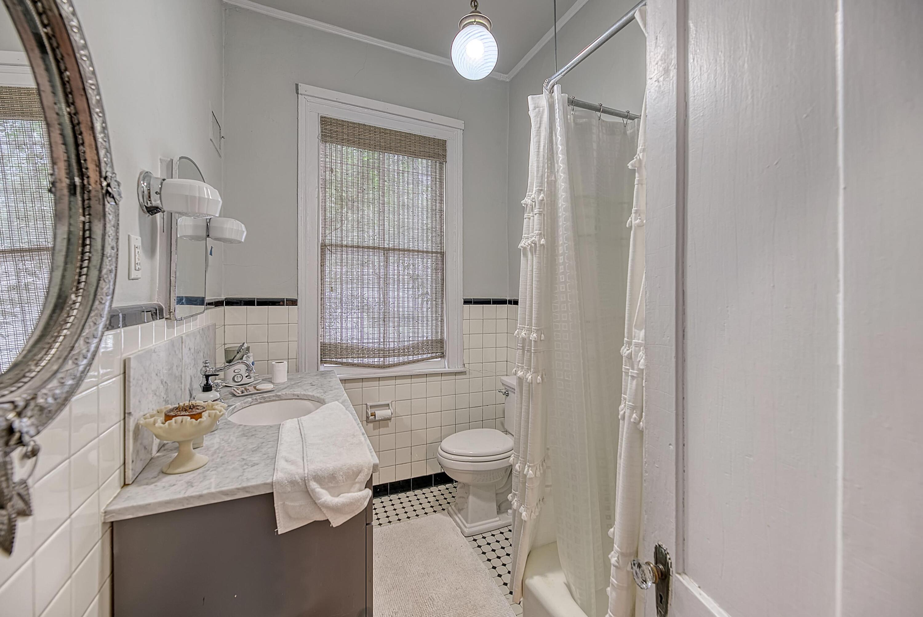 549 Rutledge Avenue Charleston, SC 29403 - Photo 10 of 15 CREM_549 Rutledge_012