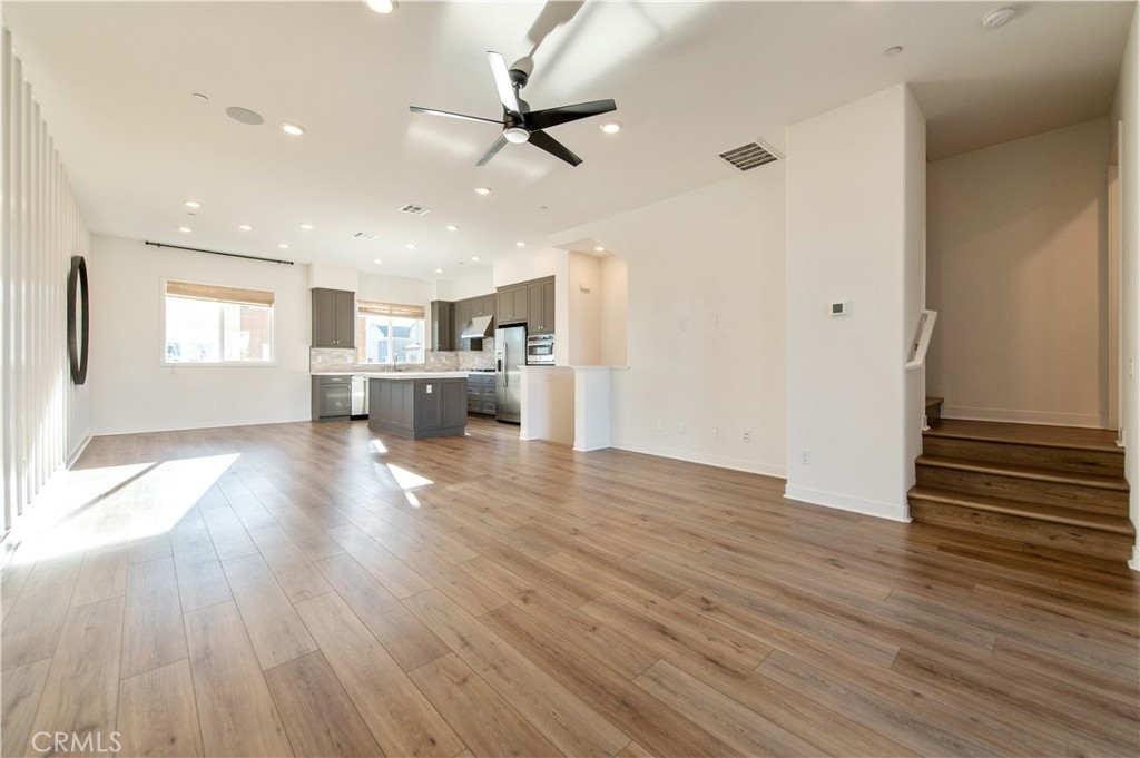 133 Biome Irvine, CA 92618 - Photo 18 of 33