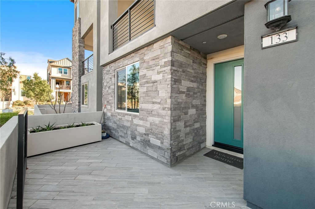 133 Biome Irvine, CA 92618 - Photo 4 of 33