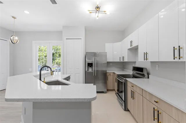 $1,998,900 | 638 Limona Woods Drive, Brandon, FL 33510