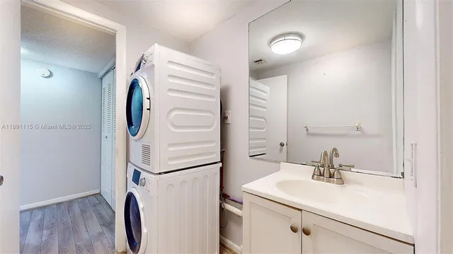 $2,000 | 4850 Southwest 63rd Terrace, Unit 131, Davie, FL 33314