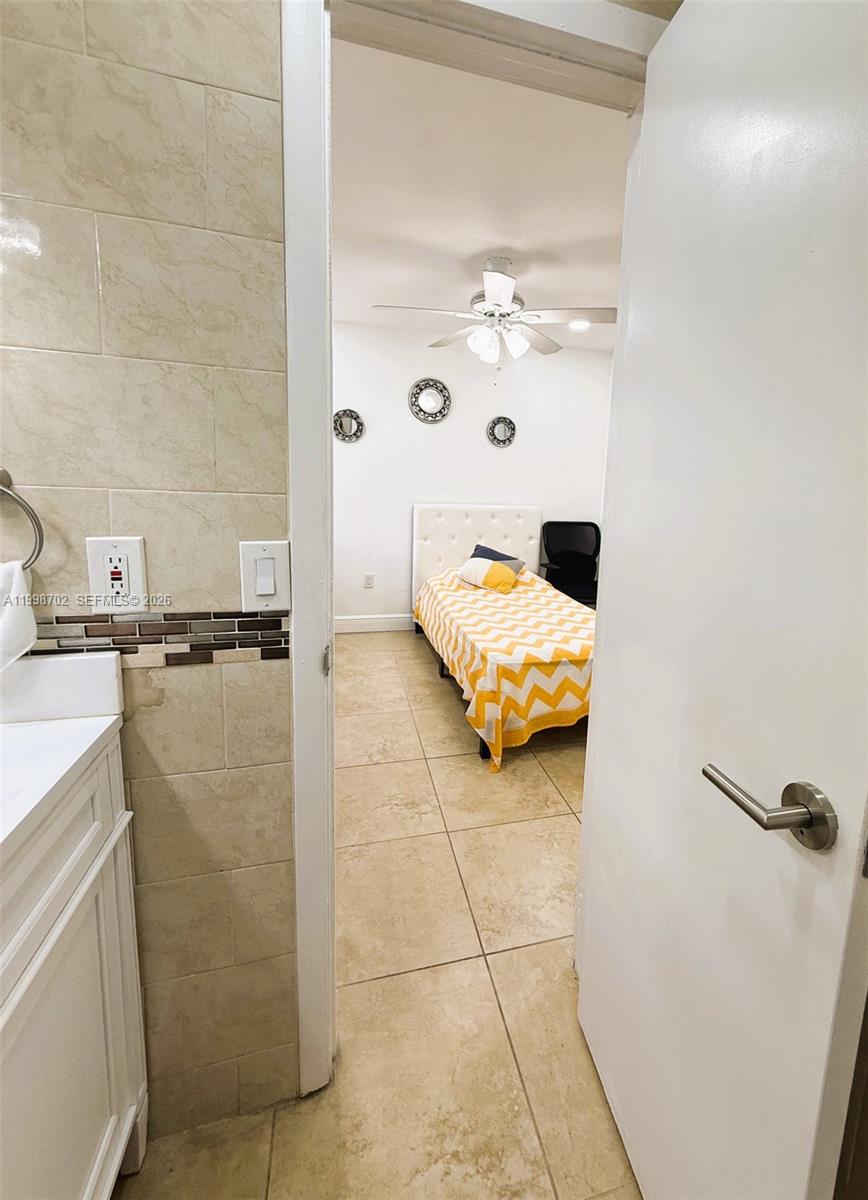 6217 Southwest 128th Place Miami, FL 33183 - Photo 35 of 47