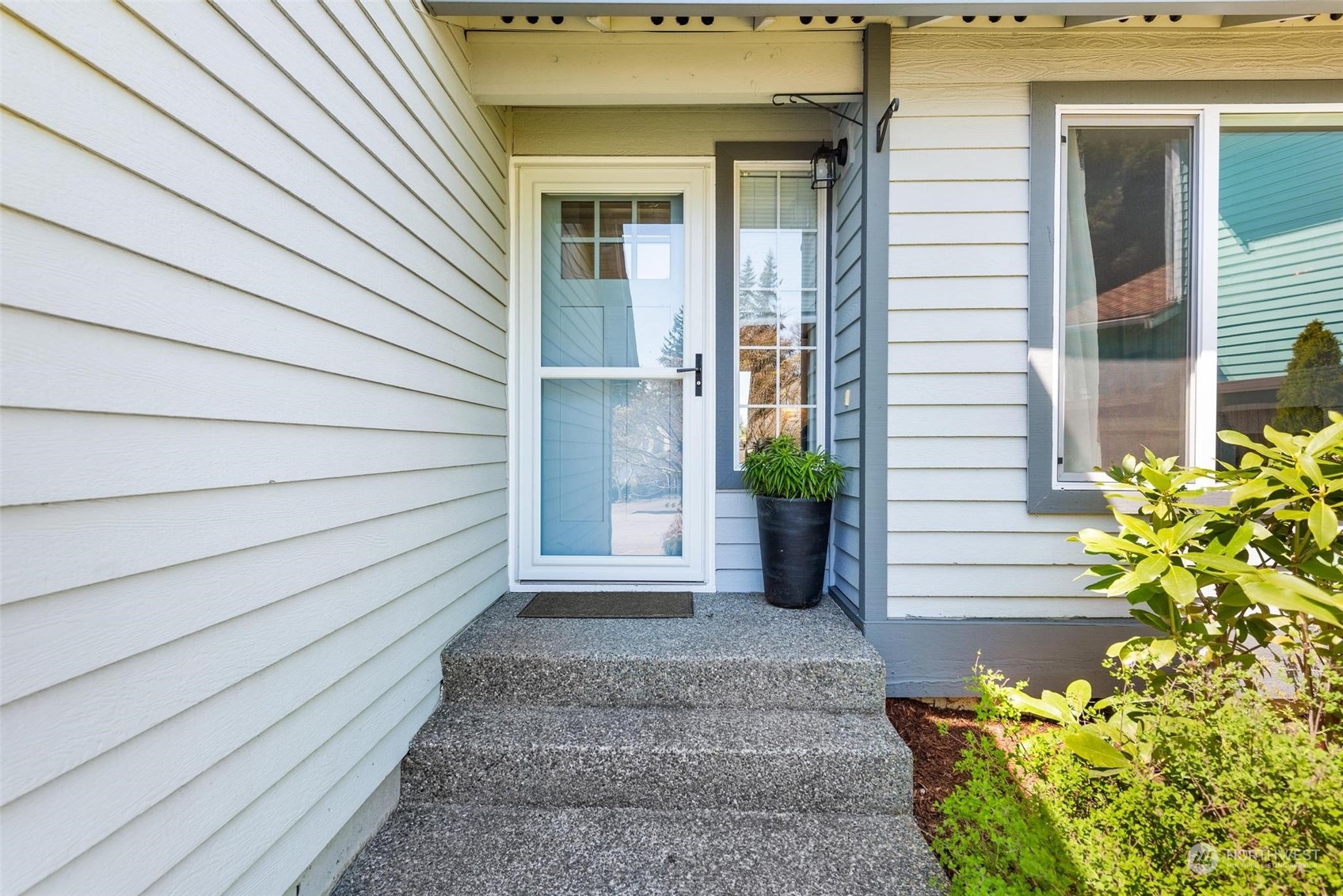 2123 Aberdeen Place Northeast Renton, WA 98056 - Photo 3 of 29 Gallery Image 3