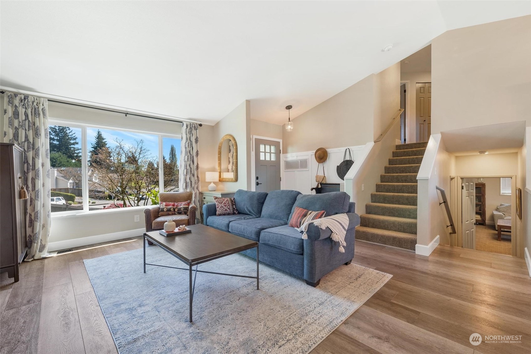 2123 Aberdeen Place Northeast Renton, WA 98056 - Photo 5 of 29 Gallery Image 5