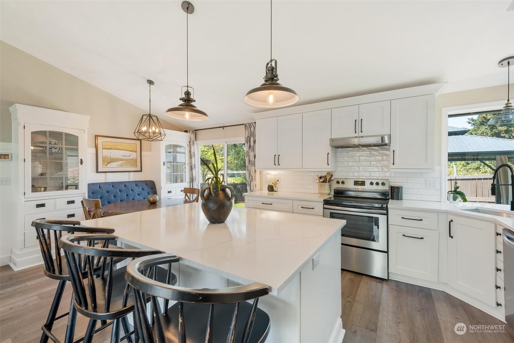 2123 Aberdeen Place Northeast Renton, WA 98056 - Photo 8 of 29 Gallery Image 8