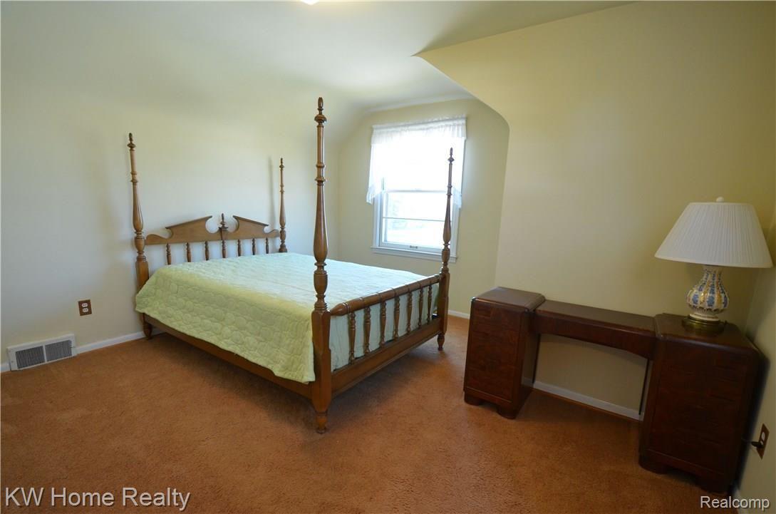 32290 Red Clover Road Farmington, MI 48334 - Photo 30 of 41 UpperBRLeft.JPG