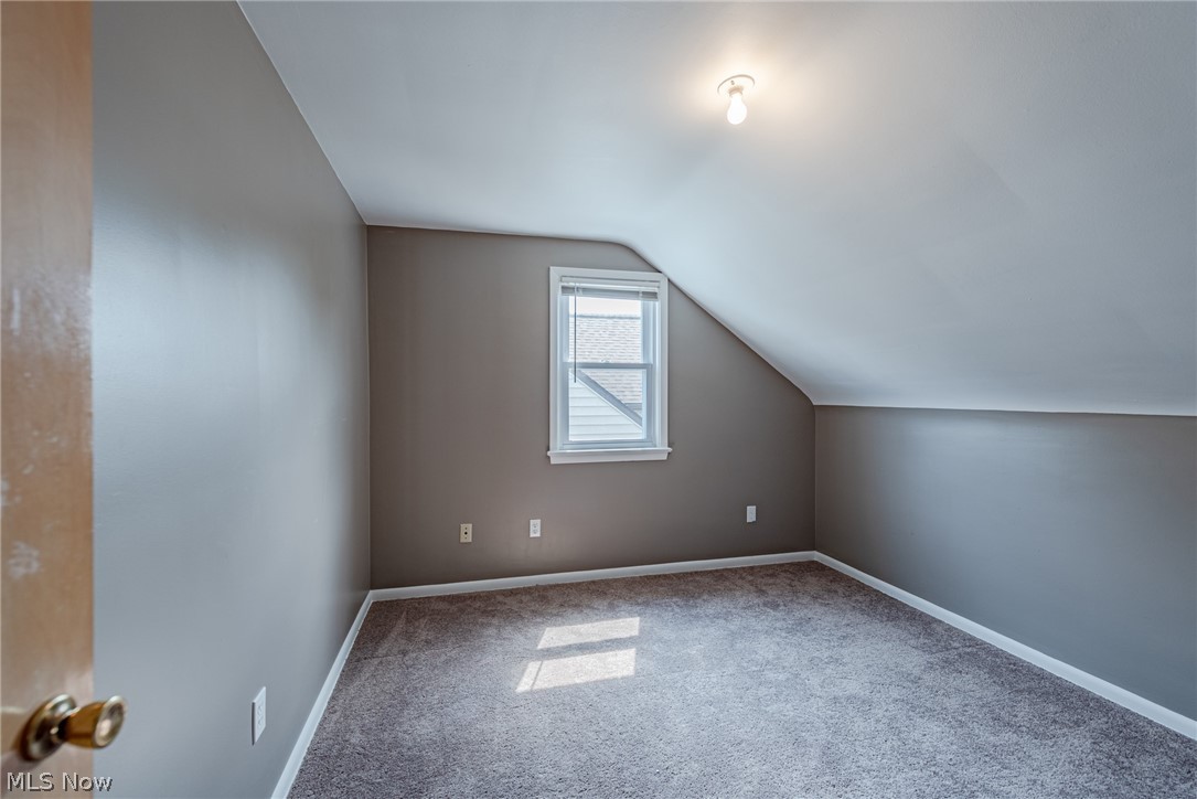 4145 Stonehaven Road Cleveland, OH 44121 - Photo 22 of 32