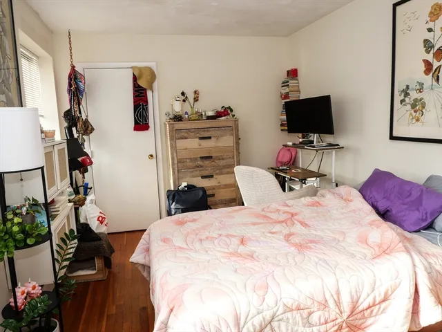 $2,000 | 1027 Commonwealth Avenue, Unit 10, Boston, MA 02215