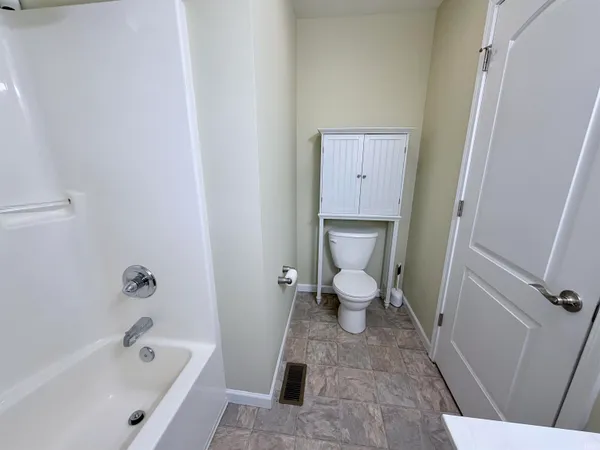 $215,000 | 1250 West Adams Hill Circle, Unit 504, Bloomington, IN 47403