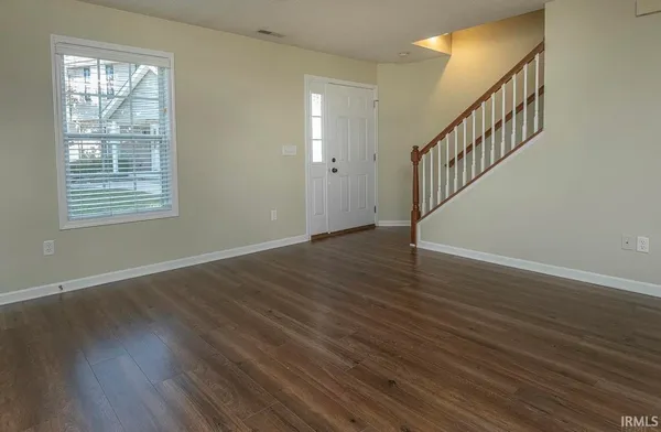 $215,000 | 1250 West Adams Hill Circle, Unit 504, Bloomington, IN 47403