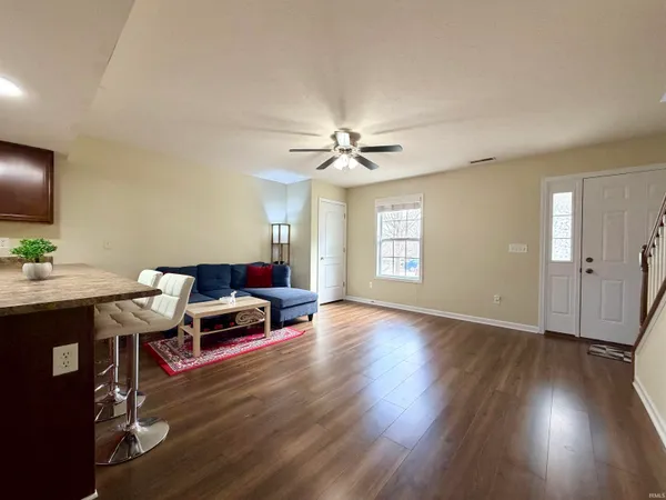 $215,000 | 1250 West Adams Hill Circle, Unit 504, Bloomington, IN 47403