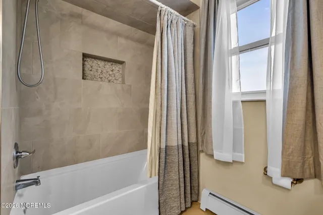 $425,000 | 1 Westport Drive, Toms River, NJ 08757