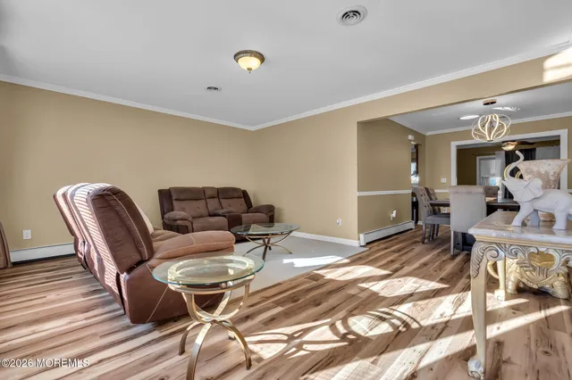 $425,000 | 1 Westport Drive, Toms River, NJ 08757