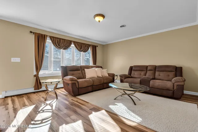 $425,000 | 1 Westport Drive, Toms River, NJ 08757