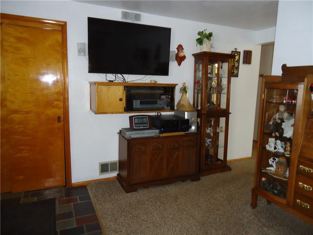 1361 Burnsville Ridge Road Claysville, PA 15323 - Photo 7 of 25 Gallery Image 7