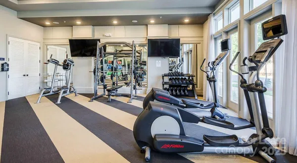 $1,484 | 1000 Central Avenue, Unit A2, Charlotte, NC 28204