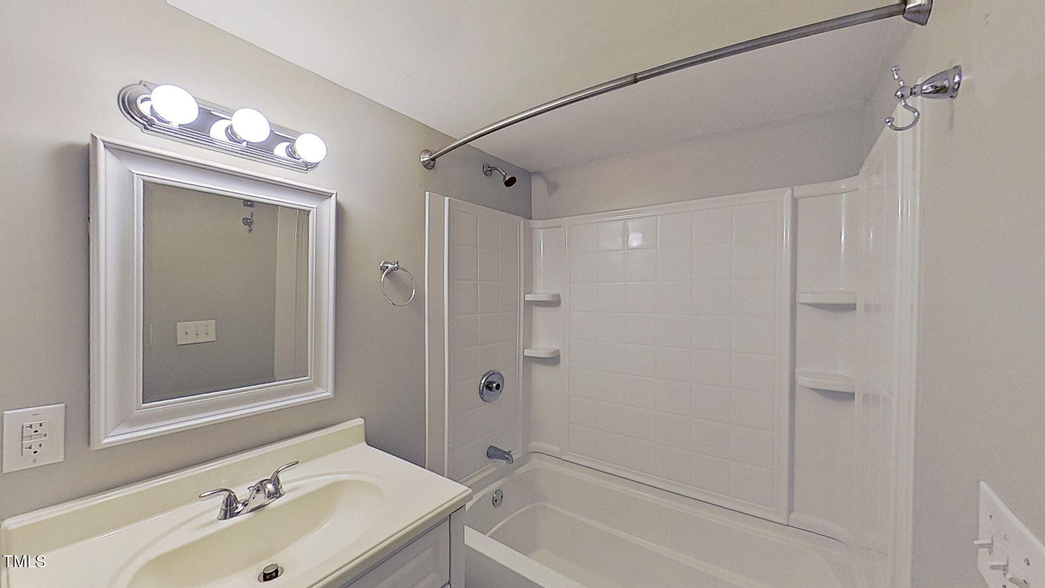 2711 Kinsley Place Raleigh, NC 27616 - Photo 58 of 77 Apartment Full Bath