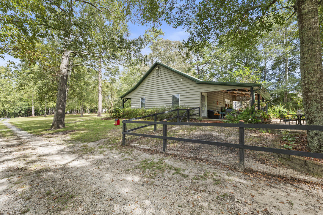 3401 Santee River Road St. Stephen, SC 29479 - Photo 26 of 50 F2C53646-BF49-4EC2-BF17-1C1E406C3339_1_1
