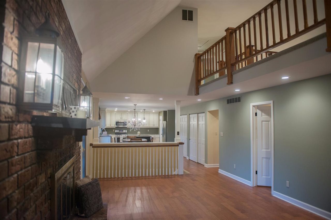 467 Wexford Road Valparaiso, IN 46385 - Photo 9 of 36 Gallery Image 9