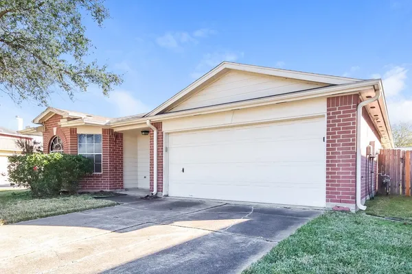$1,850 | 16115 Purpleridge Court, Houston, TX 77053