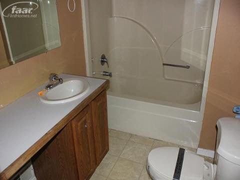 15187 McCaslin Lake Road Linden, MI 48451 - Photo 22 of 24 20152613-25.JPG
