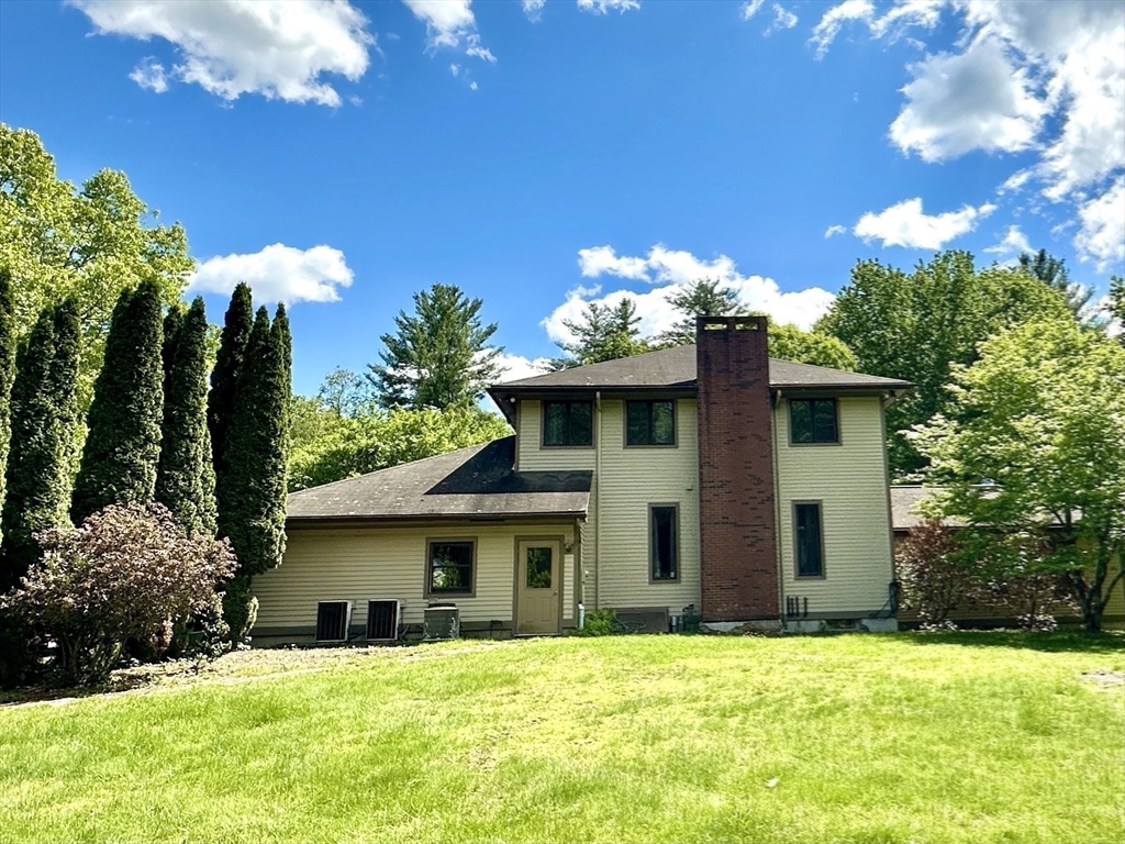 201 Main Street Williamsburg, MA 01039 - Photo 2 of 37