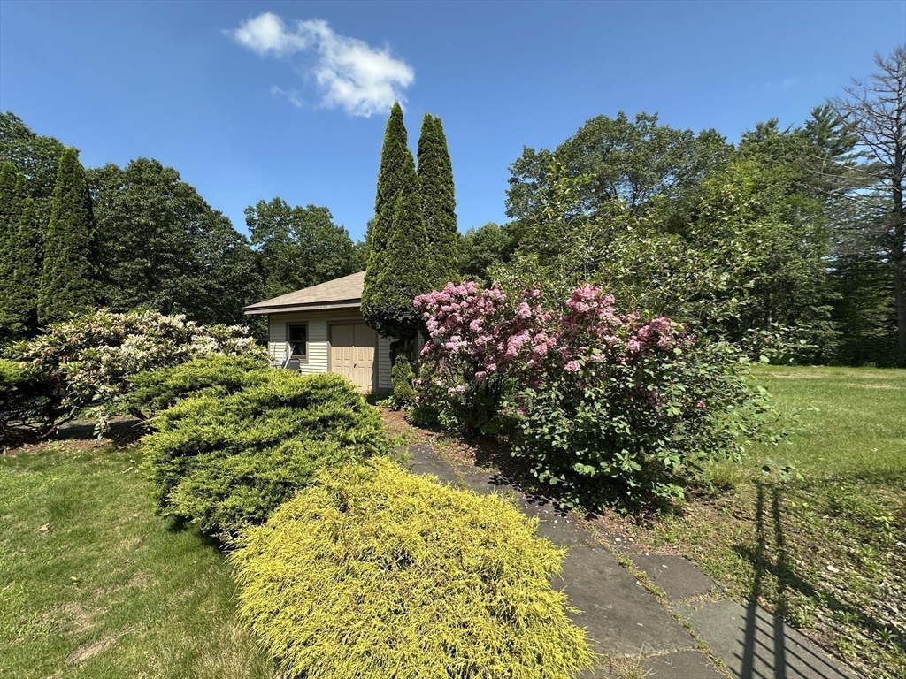 201 Main Street Williamsburg, MA 01039 - Photo 32 of 37