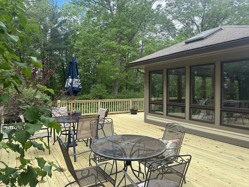 201 Main Street Williamsburg, MA 01039 - Photo 6 of 37