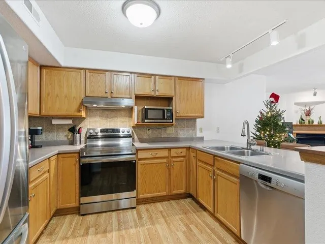 $264,900 | 5306 Congress Avenue, Unit 4, Madison, WI 53718