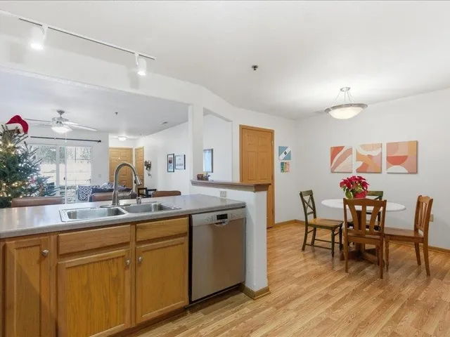 $264,900 | 5306 Congress Avenue, Unit 4, Madison, WI 53718