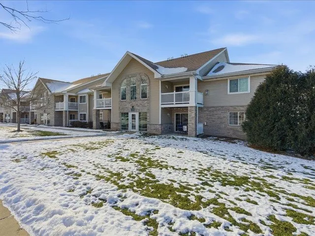 $264,900 | 5306 Congress Avenue, Unit 4, Madison, WI 53718