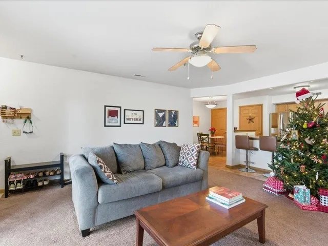 $264,900 | 5306 Congress Avenue, Unit 4, Madison, WI 53718