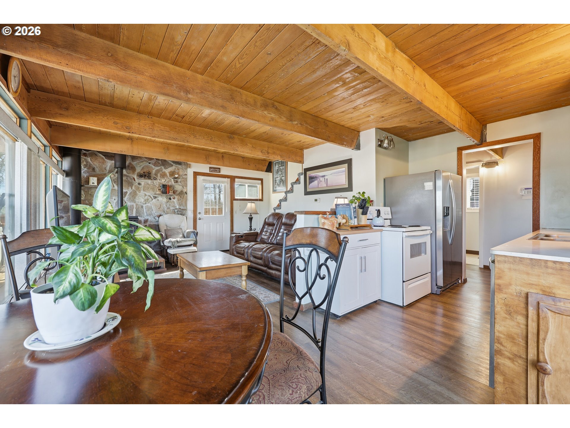 183 North Keg Road Tygh Valley, OR 97063 - Photo 9 of 42