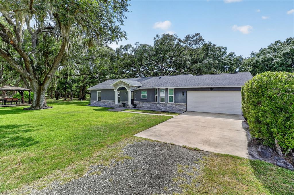 7608 Copeland Road Odessa, FL 33556 - Photo 1 of 51