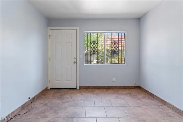 $900 | 4000 Visby Lane, Las Vegas, NV 89119