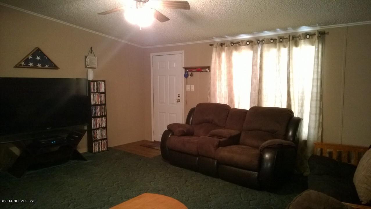 owens living room 4