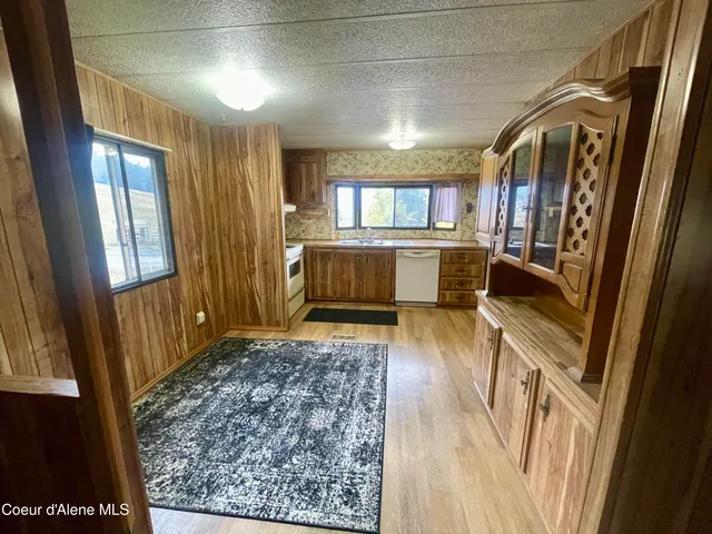 $635,000 | 125 Sunset View Street, St. Maries, ID 83861