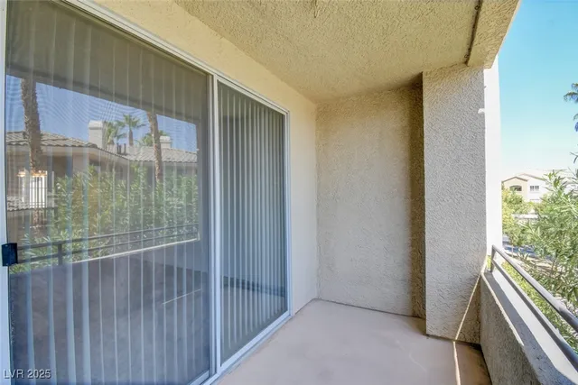 $259,000 | 7115 South Durango Drive, Unit 207, Las Vegas, NV 89113
