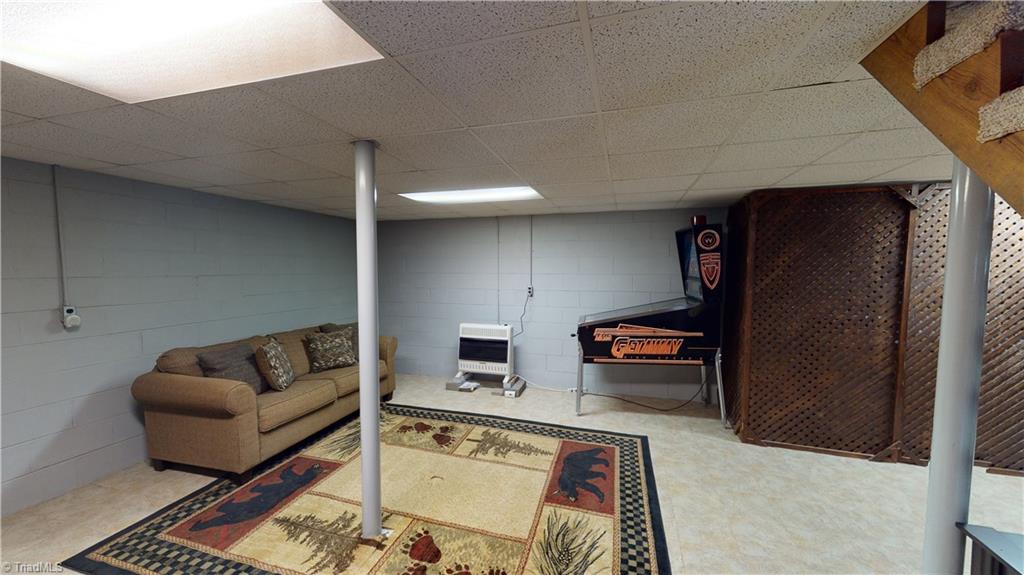 176 Alpine Crest Road Fancy Gap, VA 24328 - Photo 22 of 30 Gallery Image 22