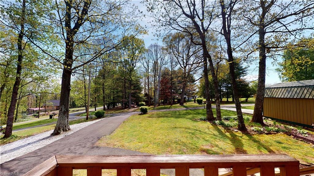 176 Alpine Crest Road Fancy Gap, VA 24328 - Photo 4 of 30 Gallery Image 4