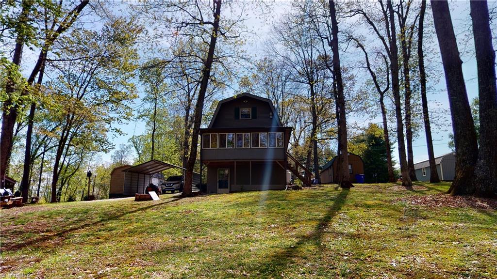 176 Alpine Crest Road Fancy Gap, VA 24328 - Photo 6 of 30 Gallery Image 6