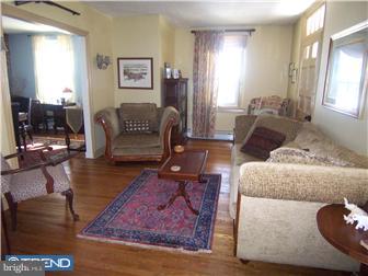 501 Locust Grove Road West Chester, PA 19382 - Photo 2 of 12 Living Room