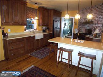 501 Locust Grove Road West Chester, PA 19382 - Photo 5 of 12 Kitchen