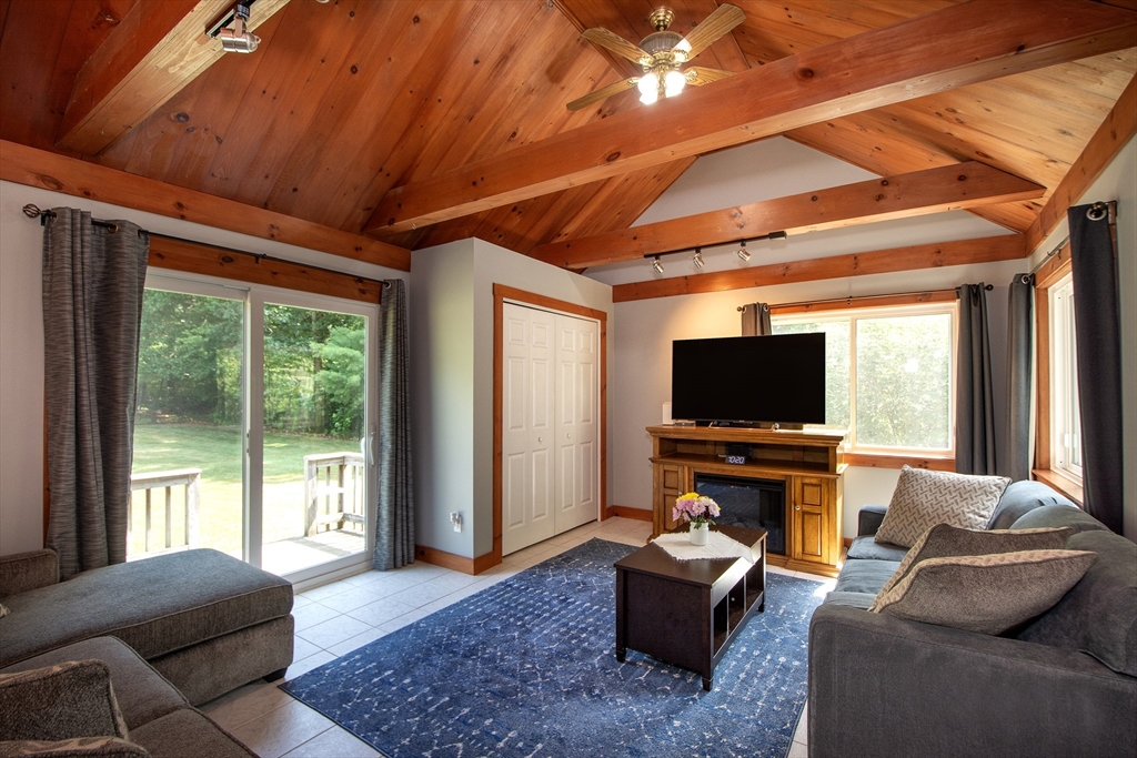 209 R South Street Hanson, MA 02341 - Photo 19 of 37 Gallery Image 19