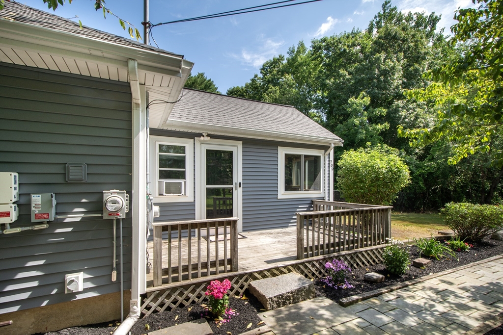 209 R South Street Hanson, MA 02341 - Photo 3 of 37 Gallery Image 3