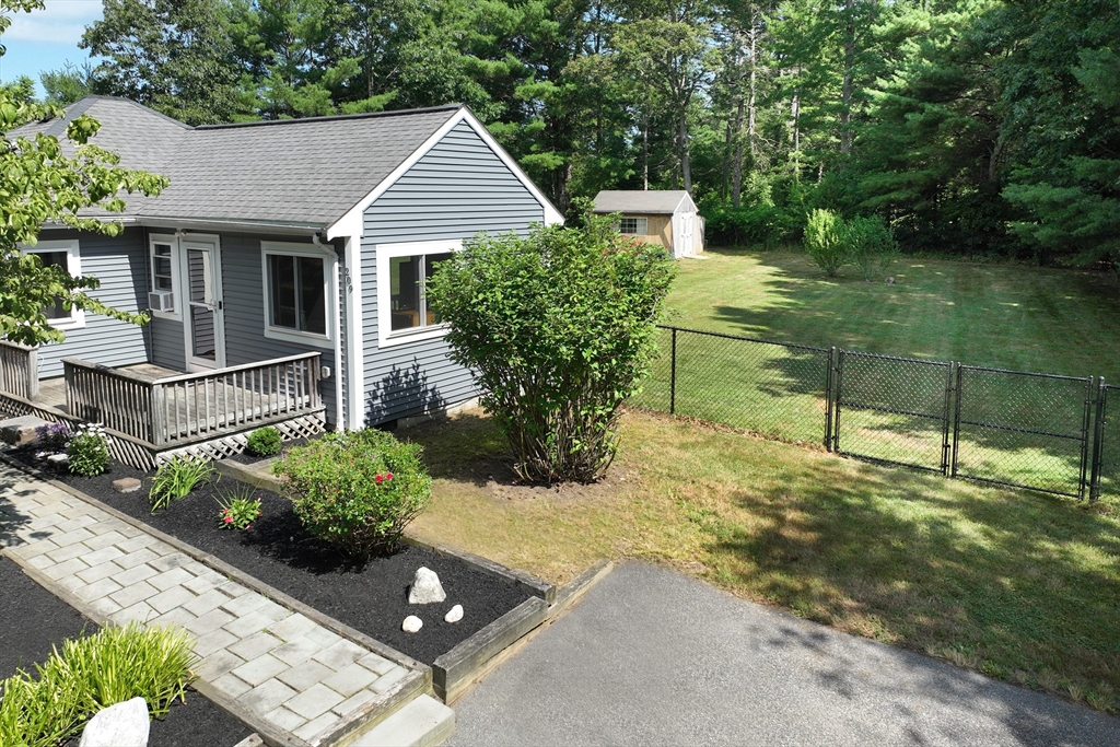 209 R South Street Hanson, MA 02341 - Photo 6 of 37 Gallery Image 6
